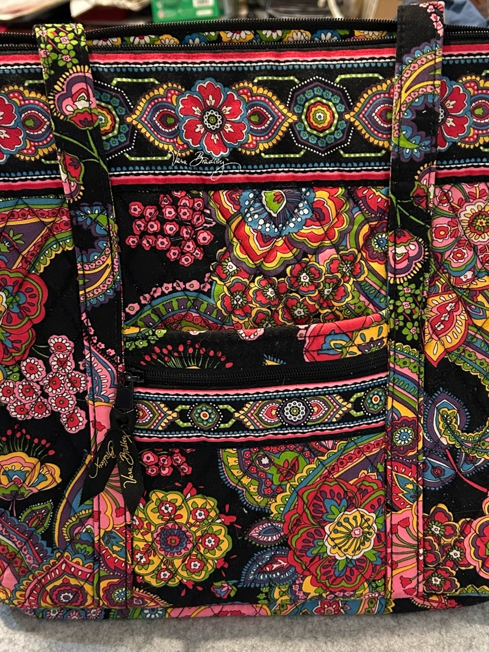 Vera Bradley Black Multicolor Floral Quilted Handbag Interior